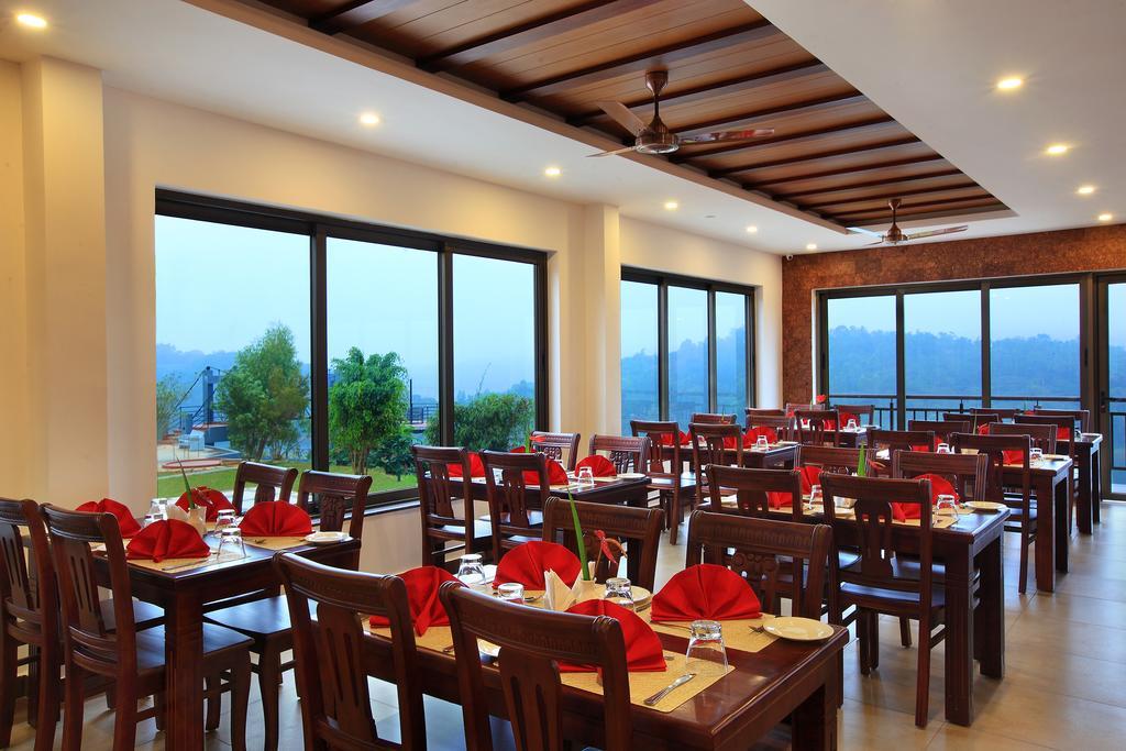 Arayal Resort-A Unit Of Sharoy Resort Tariyod Esterno foto