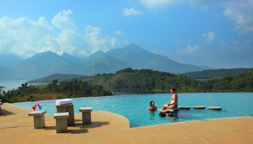 Arayal Resort-A Unit Of Sharoy Resort Tariyod Esterno foto