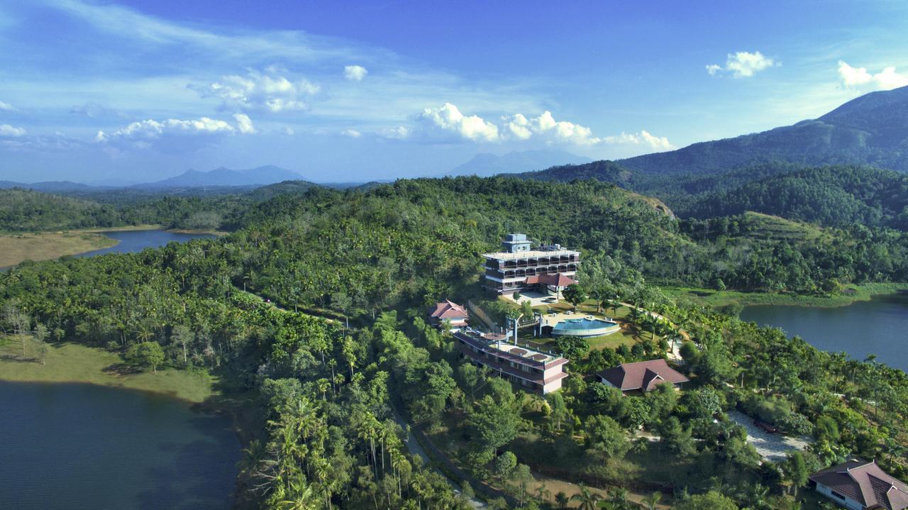 Arayal Resort-A Unit Of Sharoy Resort Tariyod Esterno foto