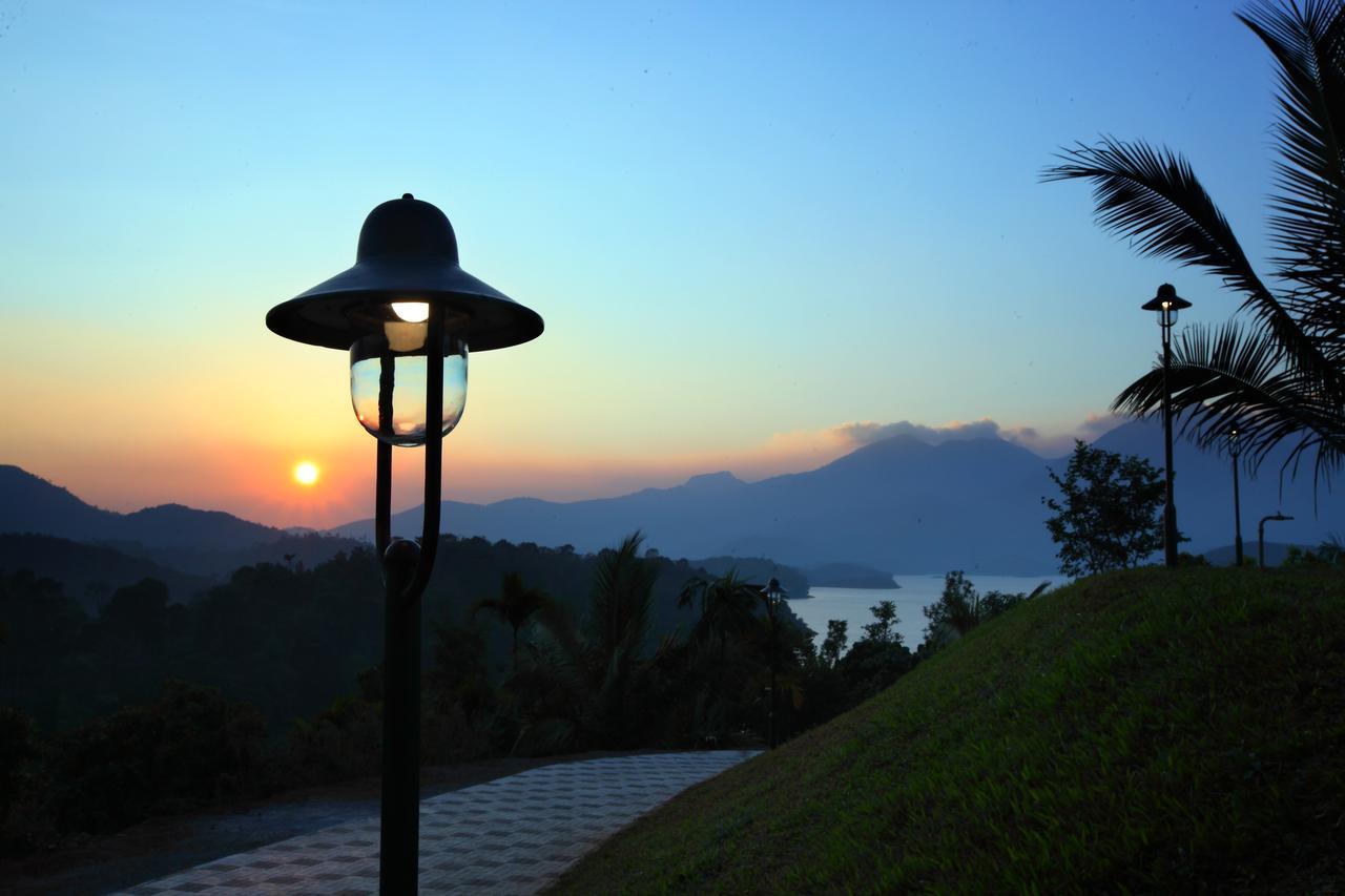 Arayal Resort-A Unit Of Sharoy Resort Tariyod Esterno foto