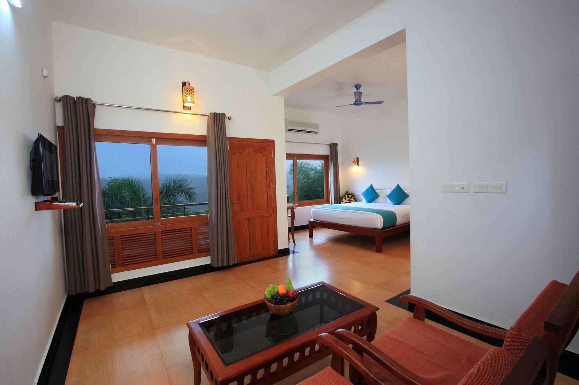 Arayal Resort-A Unit Of Sharoy Resort Tariyod Esterno foto
